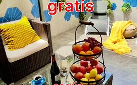 Elegante Apartamento TRES COLORES